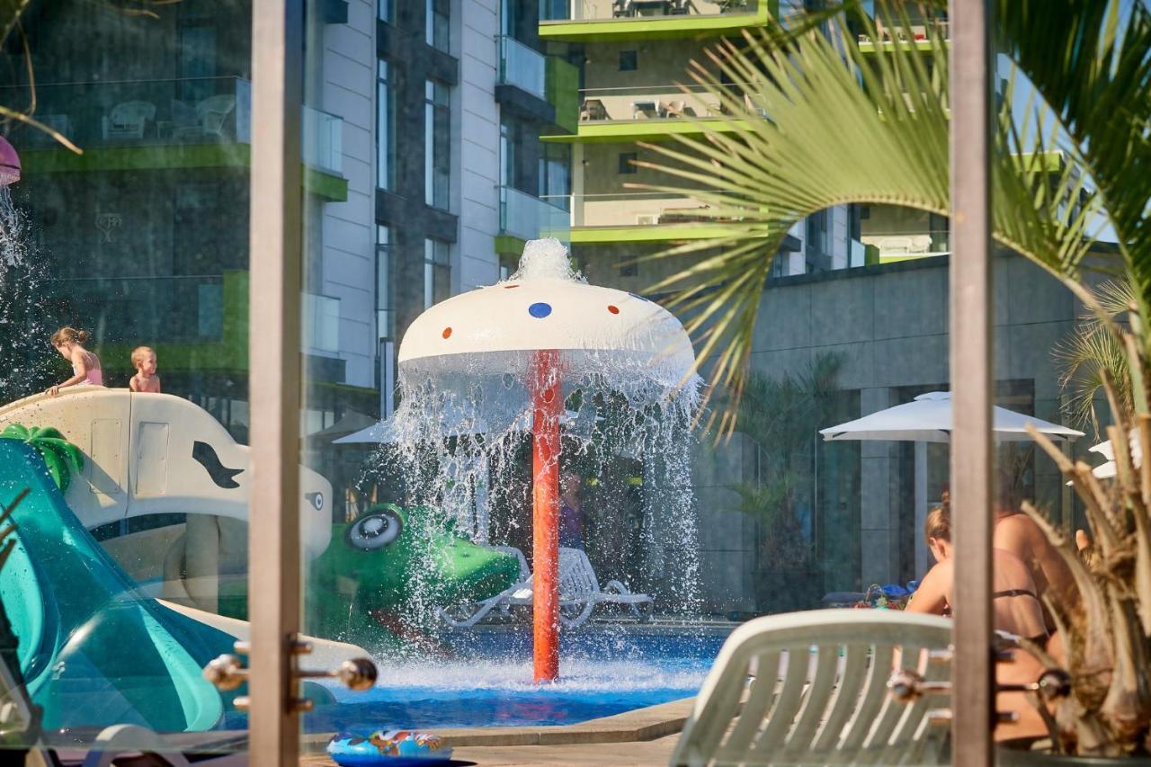 Dava Aparthotel Pool & Spa Mamaia Nord Navodari Exterior photo