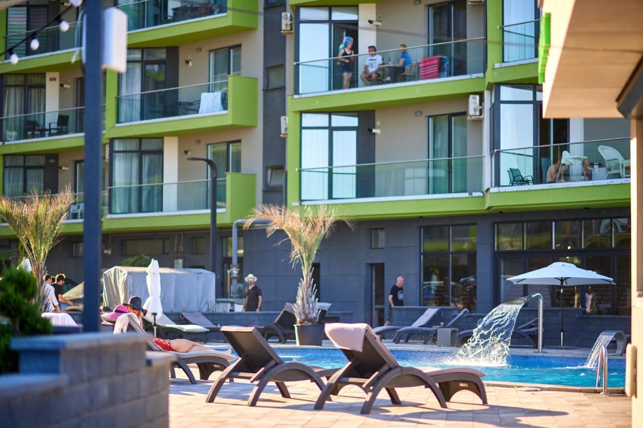 Dava Aparthotel Pool & Spa Mamaia Nord Navodari Exterior photo